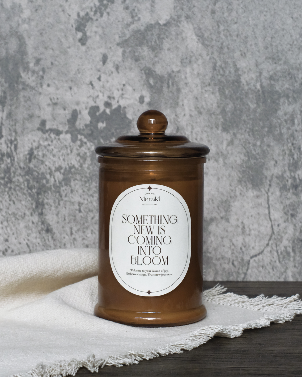 Angel Guidance Blessing Candle: Sandalwood & Violet – Meraki