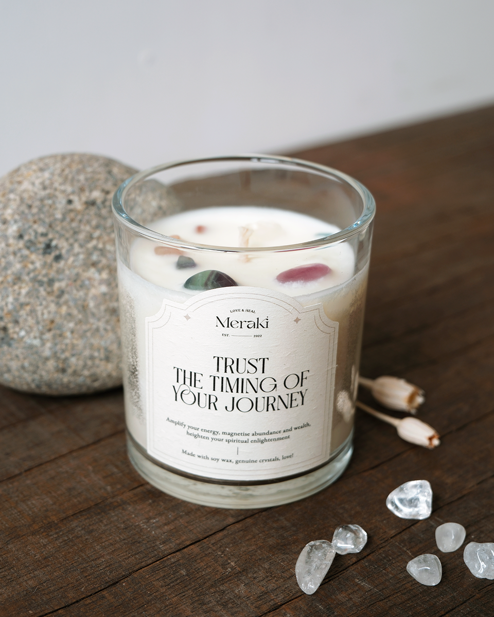 Oakmoss Amber - Manifestation Crystal Candle – Meraki