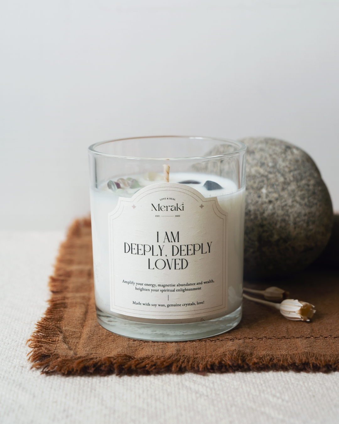 Manifestation Crystal Candle: Geranium & Black Currant