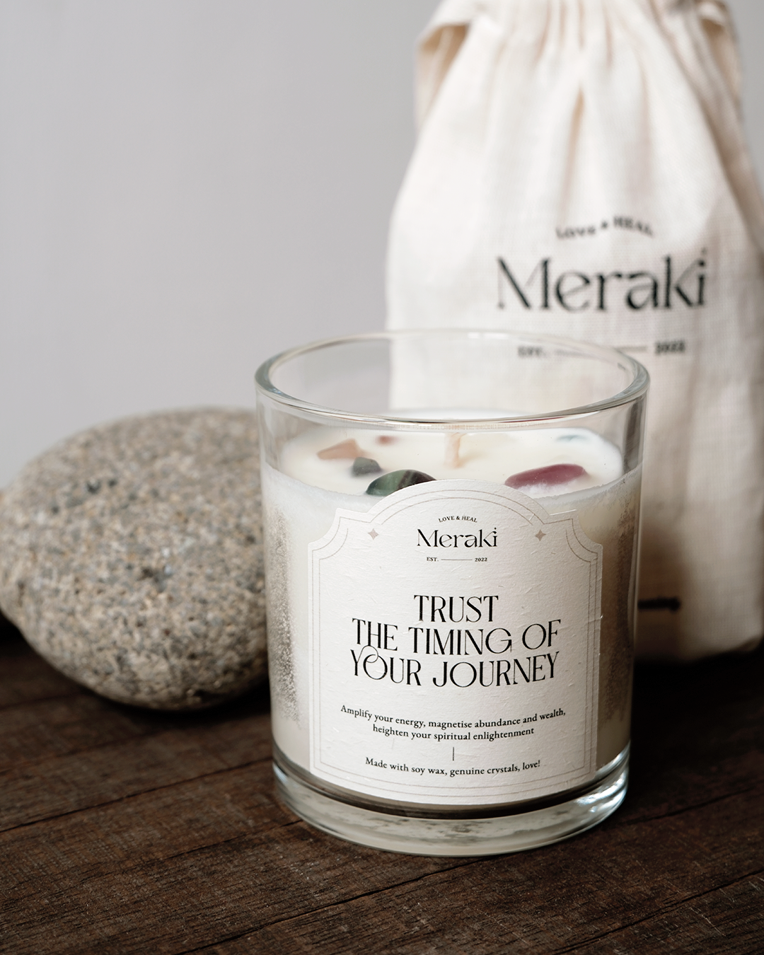 Manifestation Crystal Candle: Oakmoss Amber